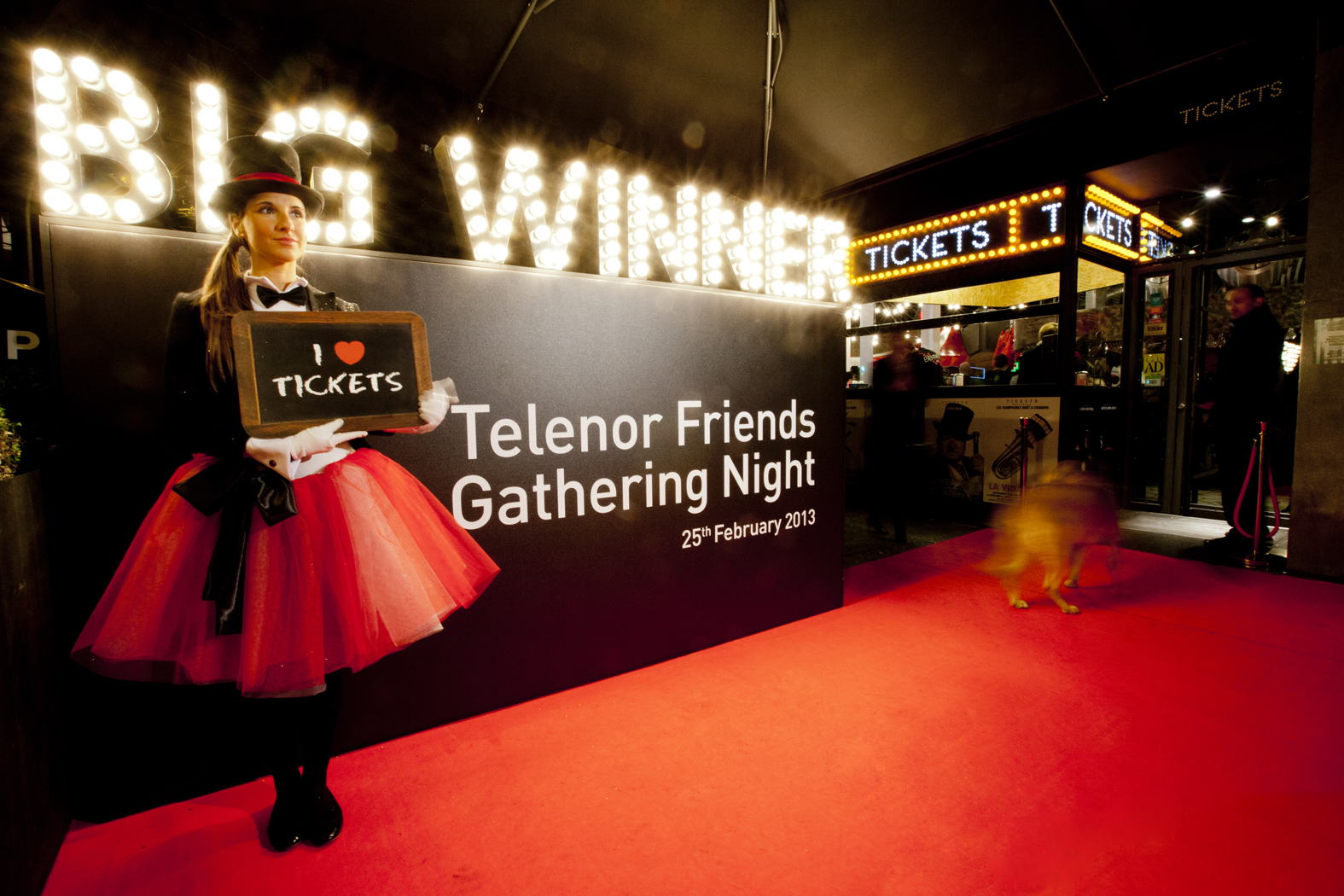 Photocall con letras corpóreas en relieve 3D