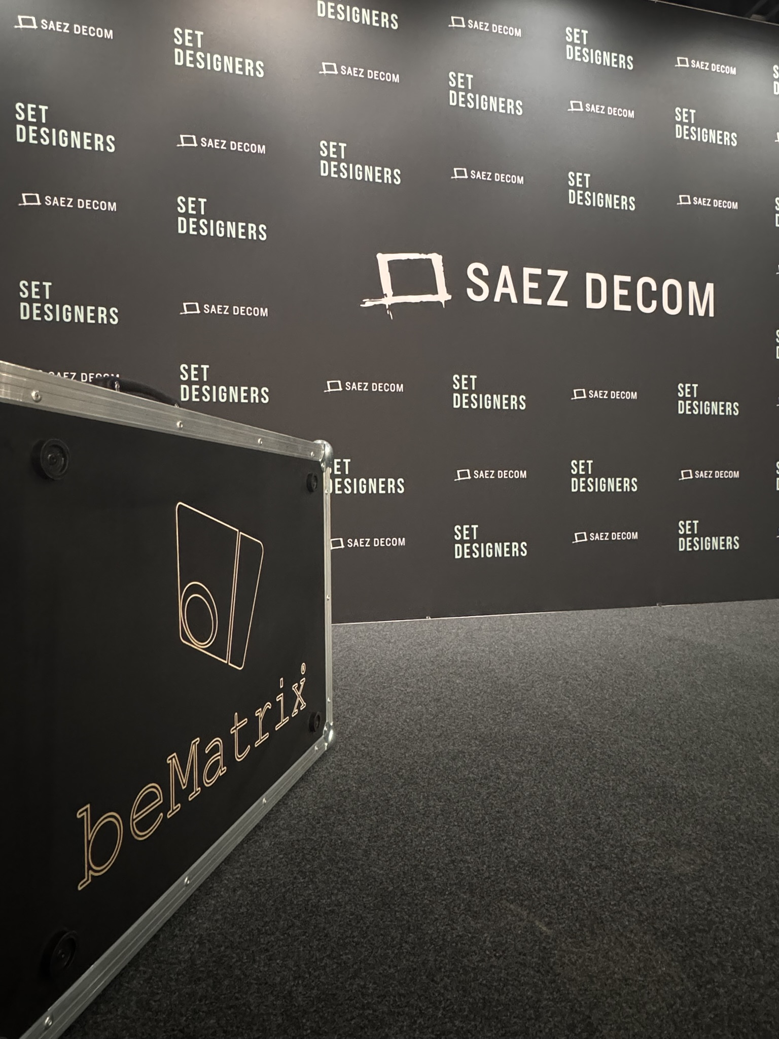 modular backdrops in Spain Modular Stage Backdrops with beMatrix System