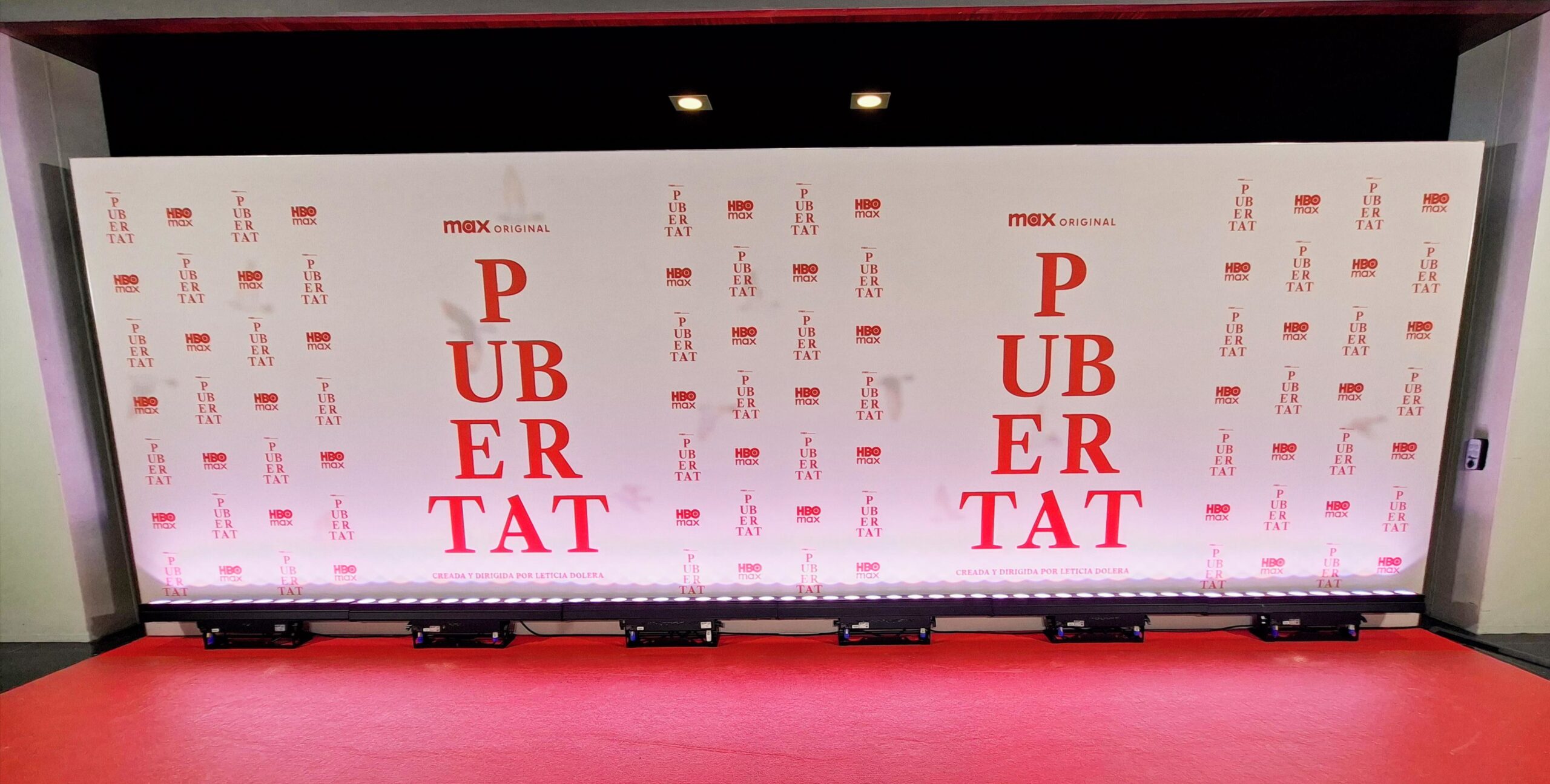 Photocall textil tensado sin brillos para evento corporativo