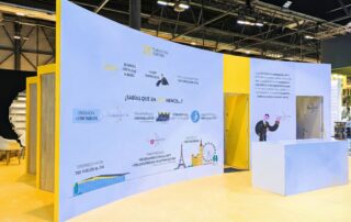 bespoke-stand-design-barcelona-wood-modular