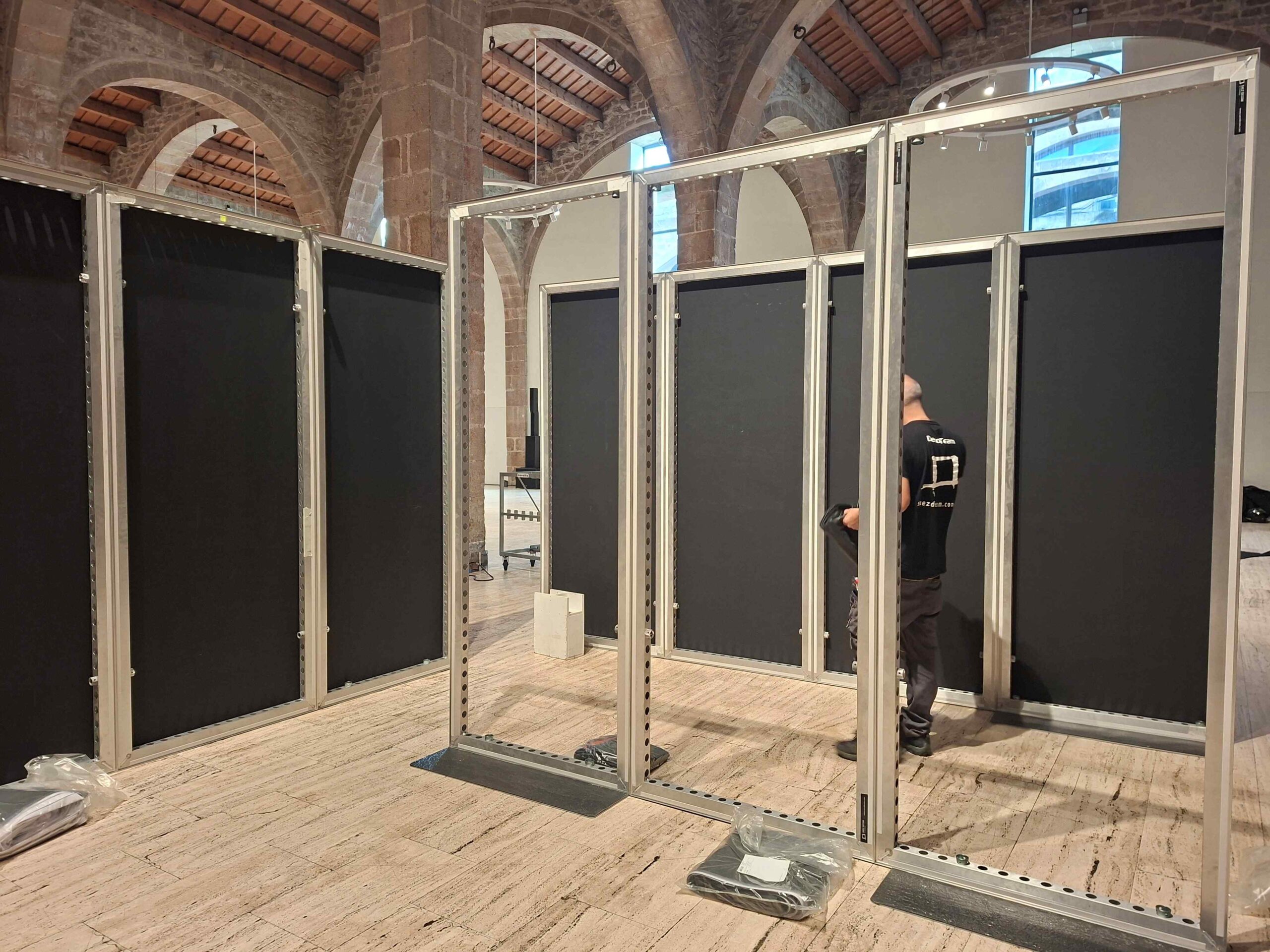 Construcción de camerinos temporales