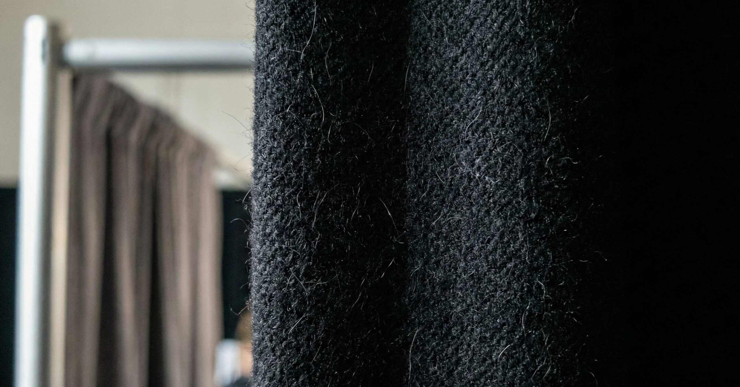 fire-retardant-drape-regulations-spain-events-guide arge Pipe and Drape setup using C1 certified textiles in Barcelona venue