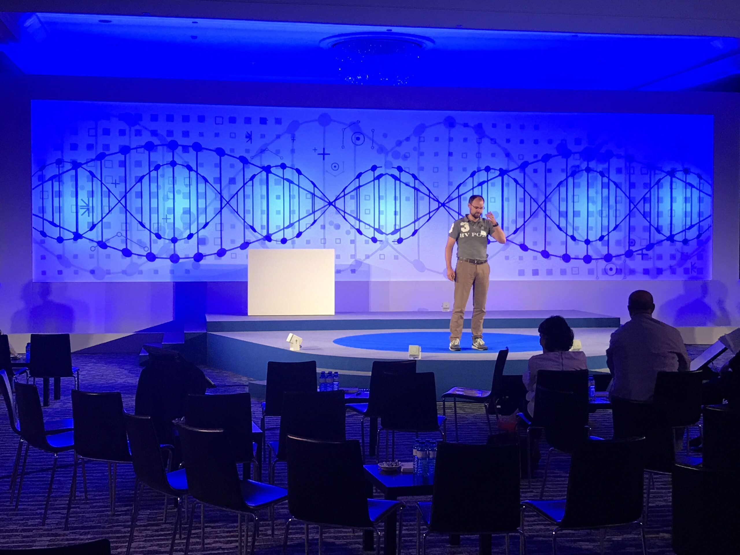 alquiler-escenarios-tarimas-eventos-barcelona Alquiler de escenarios y tarimas para eventos Saez Decom